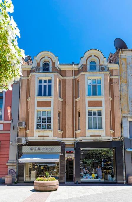 House Of History , Rooms In The Main Street Płowdiw Zewnętrze zdjęcie